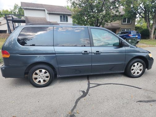 2004 Honda Odyssey EX