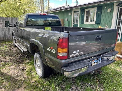 2002 GMC Sierra 2500 SLE H/D Extended Cab