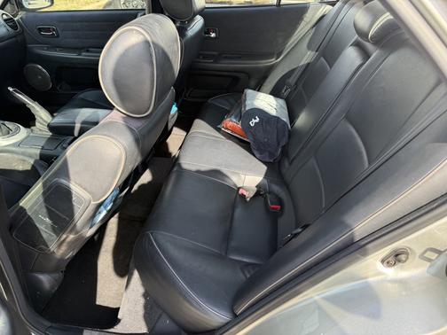 2002 Lexus IS 300 Base