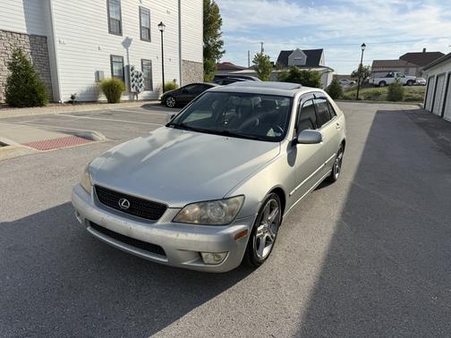 2002 Lexus IS 300 Base
