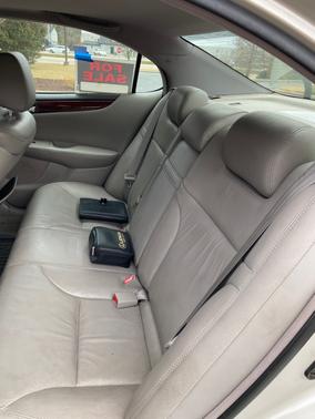 2004 Lexus ES 330 Base