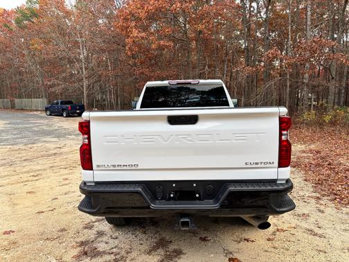 2025 Chevrolet Silverado 2500 Custom