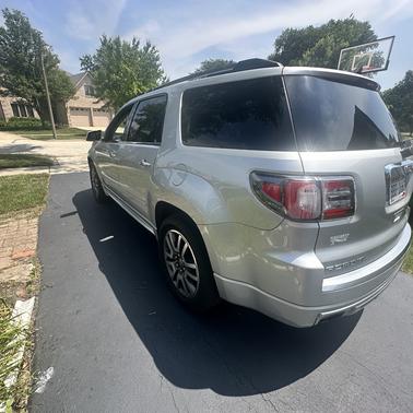 2013 GMC Acadia Denali