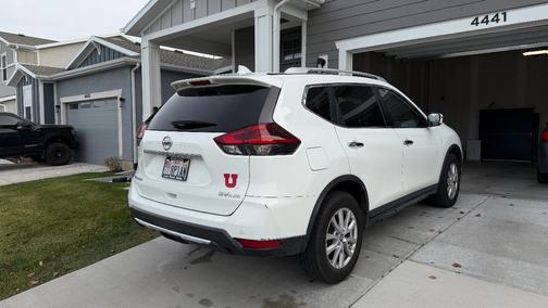 2020 Nissan Rogue SV