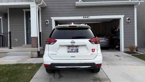 2020 Nissan Rogue SV