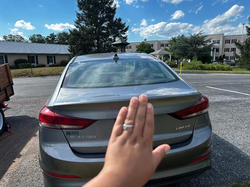 Gray 2017 Hyundai ELANTRA Limited