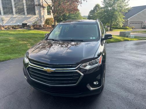 Black 2019 Chevrolet Traverse LT Cloth