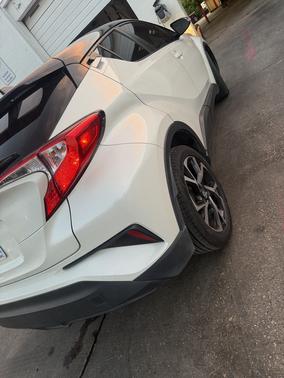 White 2019 Toyota C-HR Limited