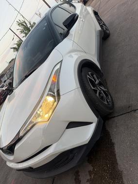 White 2019 Toyota C-HR Limited
