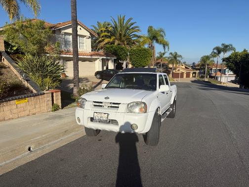 2001 Nissan Frontier SE Crew Cab