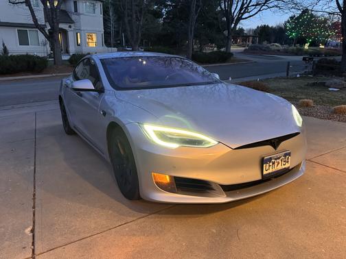 2017 Tesla Model S 75D