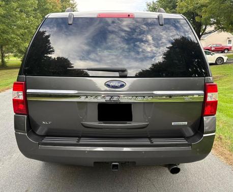 Gray 2017 Ford Expedition EL XLT
