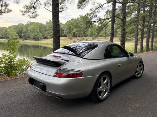 2000 Porsche 911 911 Carrera 4 Cabriolet