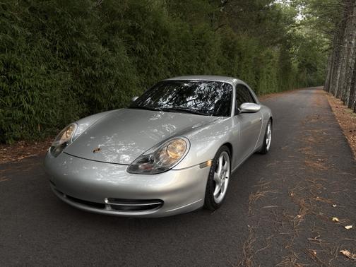 2000 Porsche 911 911 Carrera 4 Cabriolet