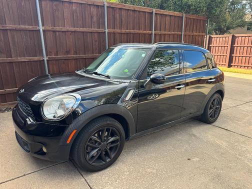 Black 2012 MINI Cooper S Countryman Base