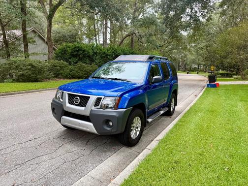 Blue 2015 Nissan Xterra S
