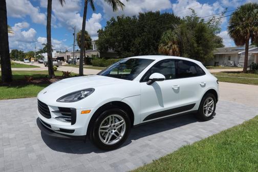 2020 Porsche Macan Macan