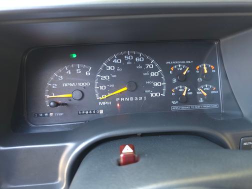 Blue 1998 GMC Suburban 2500