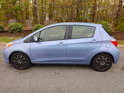 Blue 2013 Toyota Yaris LE