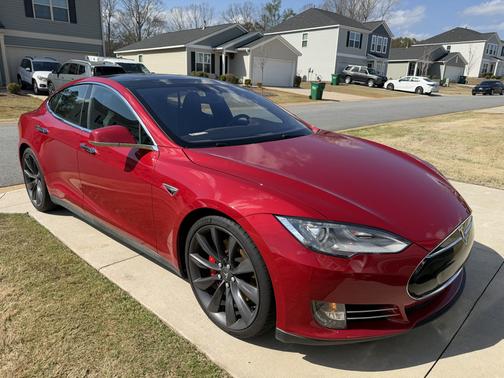 2015 Tesla Model S P90D