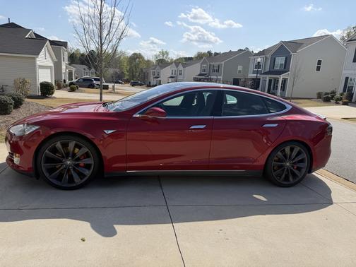 2015 Tesla Model S P90D
