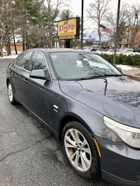 Photo 3 of 11 of 2010 BMW 535 i xDrive