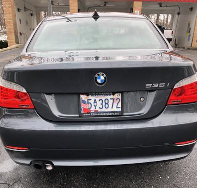 Photo 4 of 11 of 2010 BMW 535 i xDrive