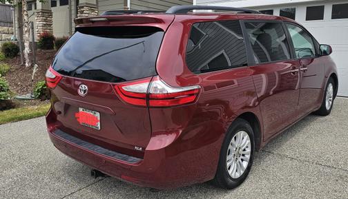 2015 Toyota Sienna XLE Premium