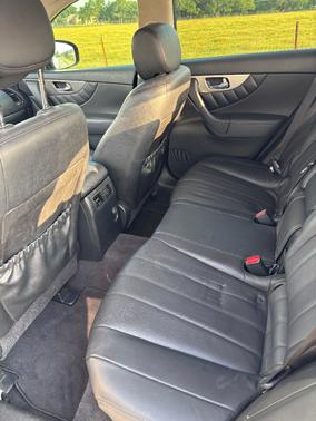 Silver 2016 INFINITI QX70 Base