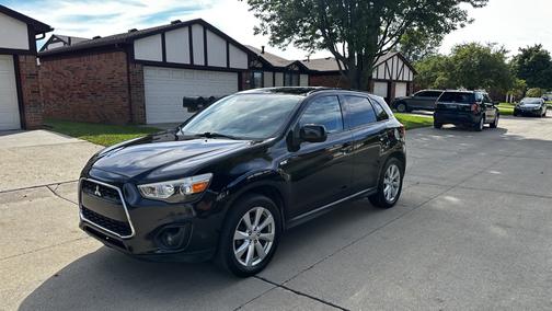 Black 2014 Mitsubishi Outlander Sport ES