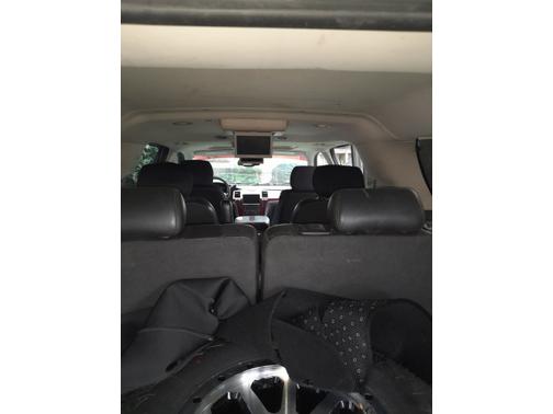 2008 Cadillac Escalade ESV Base