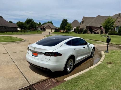 2018 Tesla Model S 100D