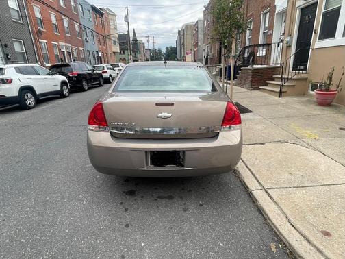 Gold 2006 Chevrolet Impala LT