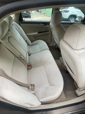 Gold 2006 Chevrolet Impala LT