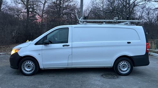 2022 Mercedes-Benz Metris Standard Roof