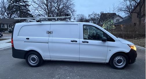 2022 Mercedes-Benz Metris Standard Roof