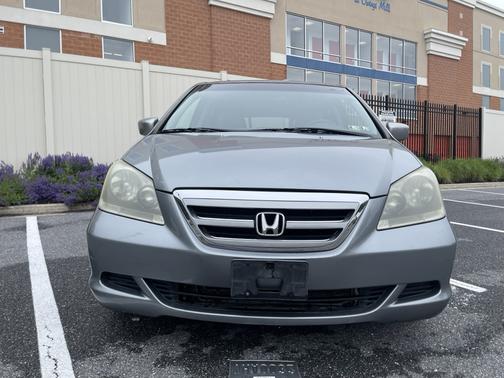 Green 2005 Honda Odyssey EX