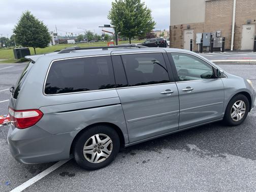 Green 2005 Honda Odyssey EX