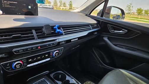 Blue 2017 Audi Q7 3.0T Premium Plus