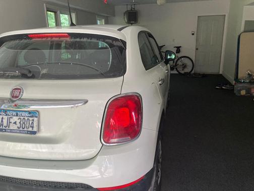 White 2016 FIAT 500X Pop