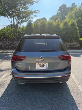 Gray 2018 Volkswagen Tiguan 2.0T SE