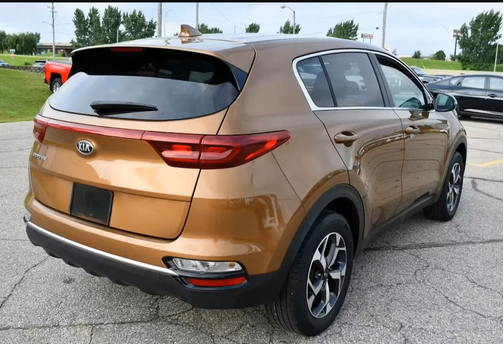 Gold 2020 Kia Sportage LX