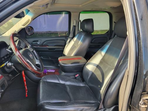 2008 Cadillac Escalade Base