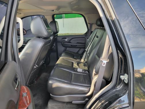 2008 Cadillac Escalade Base