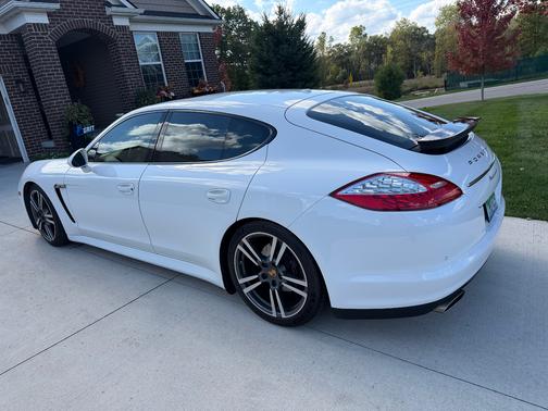 2012 Porsche Panamera Panamera 4