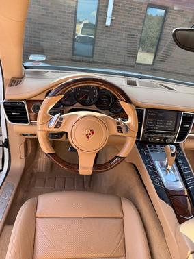 2012 Porsche Panamera Panamera 4