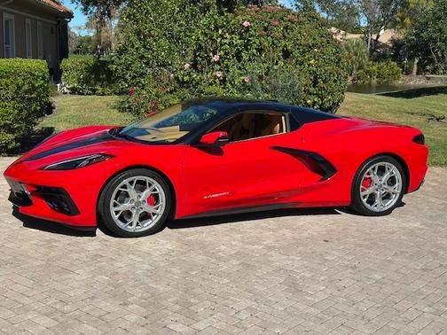 2022 Chevrolet Corvette Stingray w/3LT