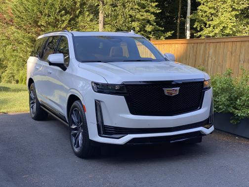 Photo 1 of 6 of 2022 Cadillac Escalade Sport