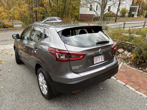 2020 Nissan Rogue Sport S