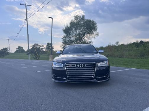 2015 Audi S8 4.0T